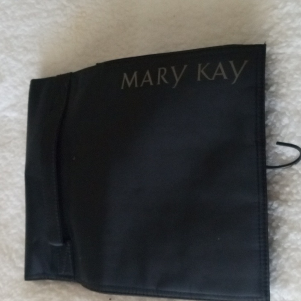 Mary Kay black travel toiletry hanging bag